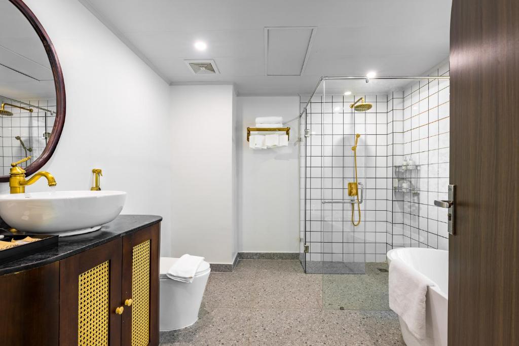 The Green Hotel Vientiane, Bathrooms photo 26