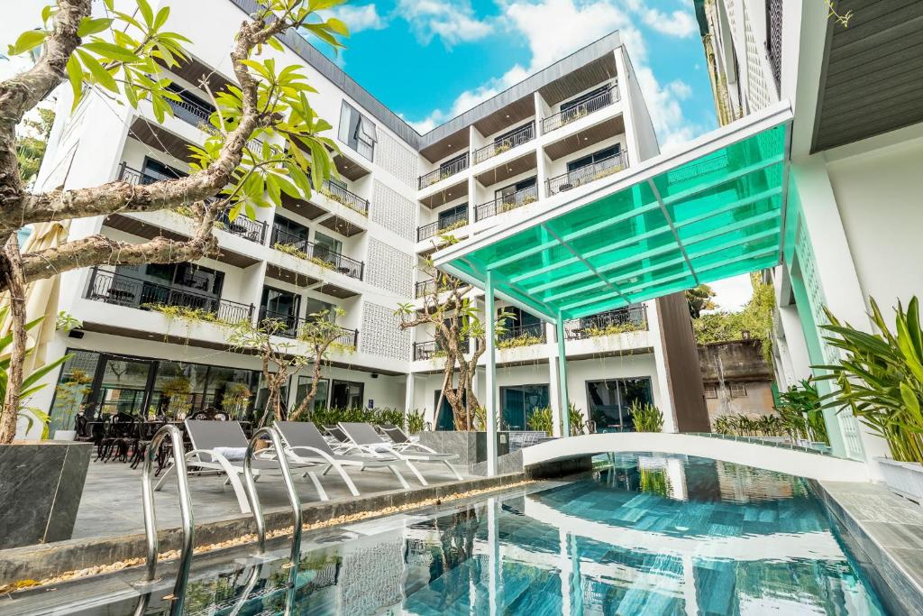 The Green Hotel Vientiane, Pool and exterior photo 76